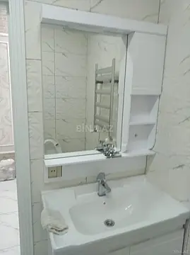 Kirayə verilir 2 otaqlı mənzil 80 m²