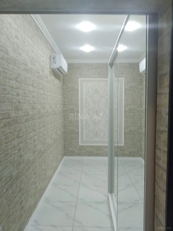 Kirayə verilir 2 otaqlı mənzil 80 m²