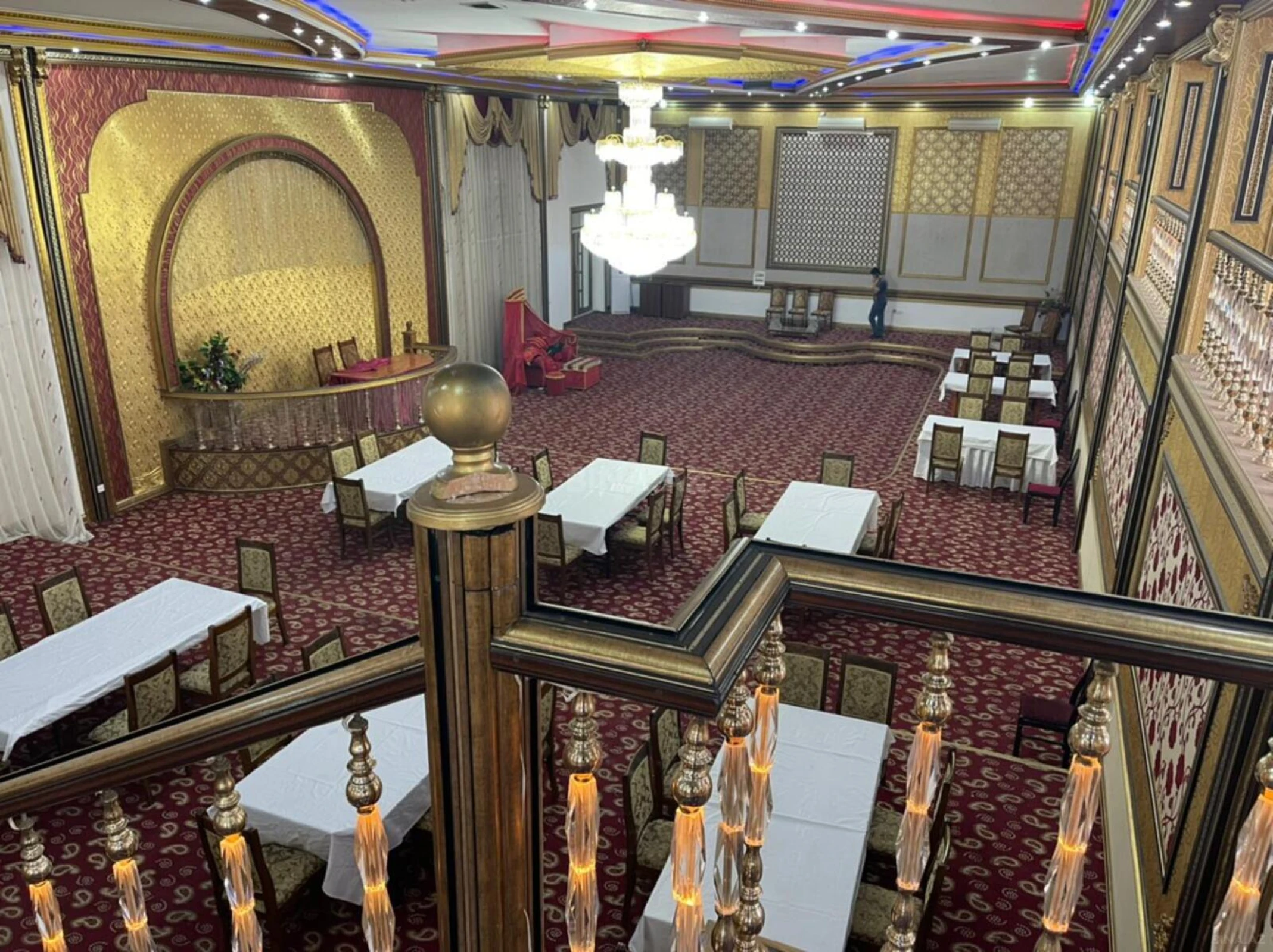 Satılır obyekt 1100 m²