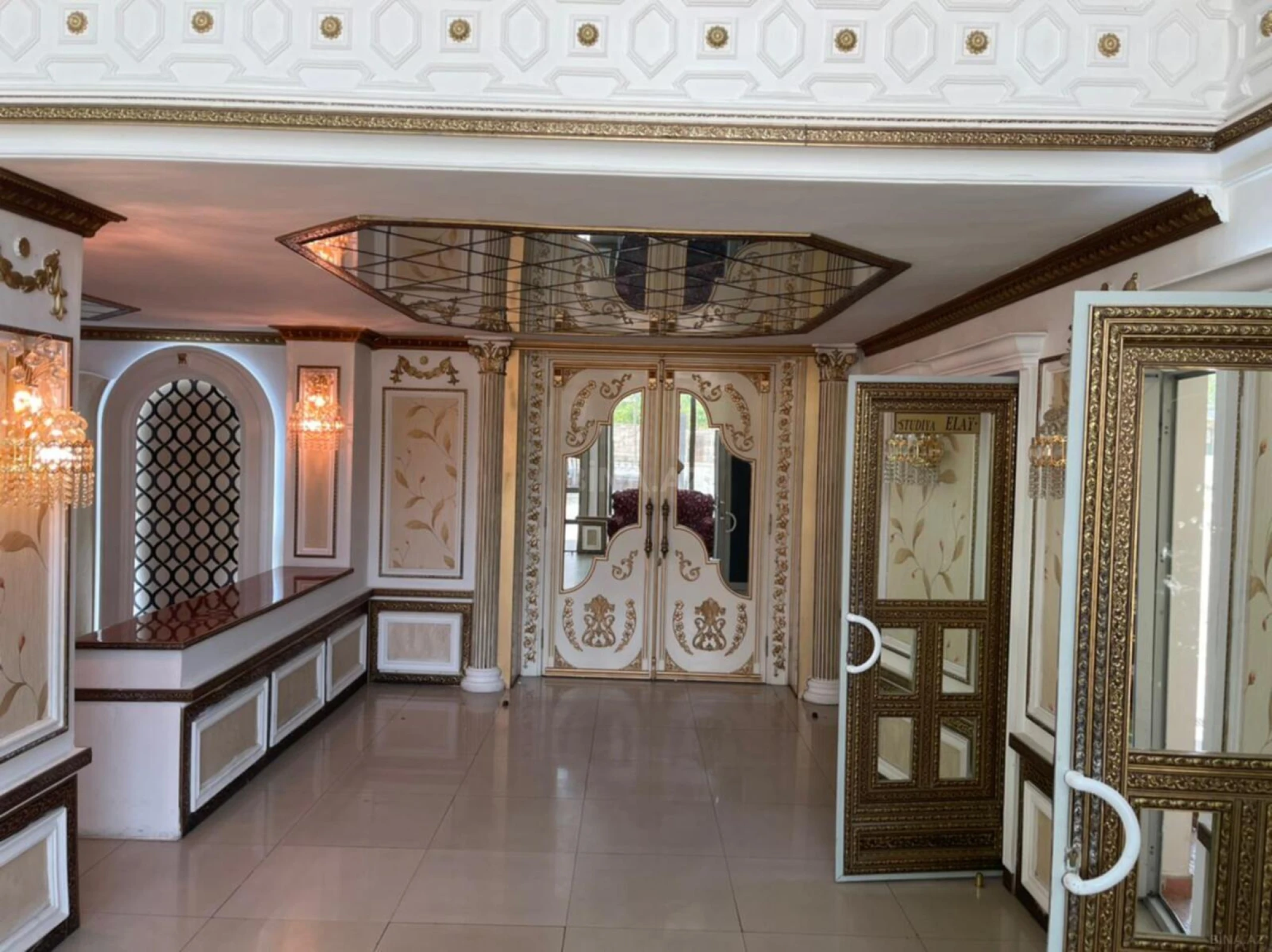 Satılır obyekt 1100 m²