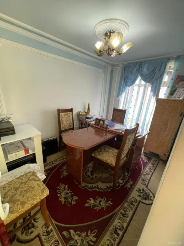 Satılır obyekt 1100 m²