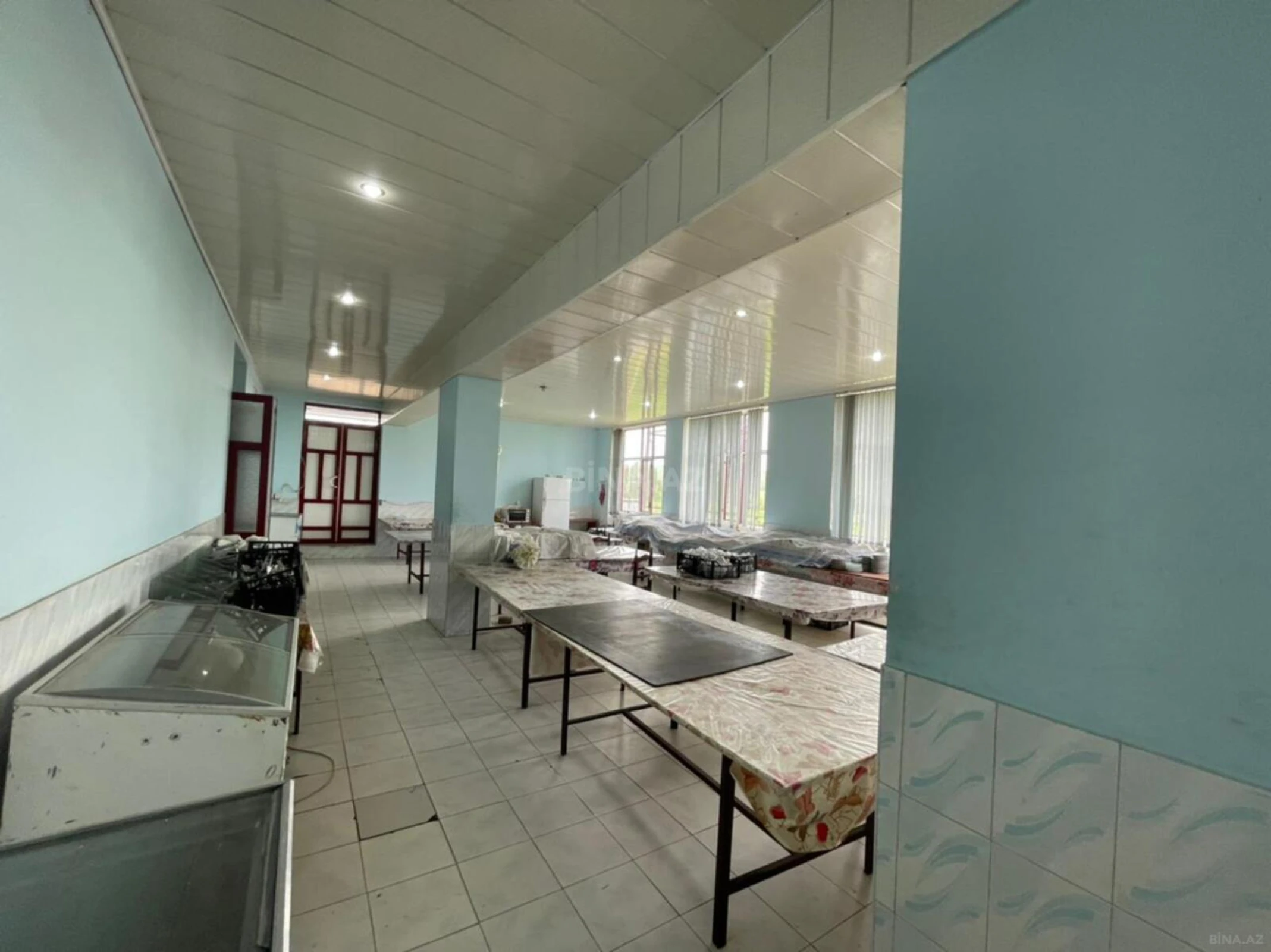 Satılır obyekt 1100 m²