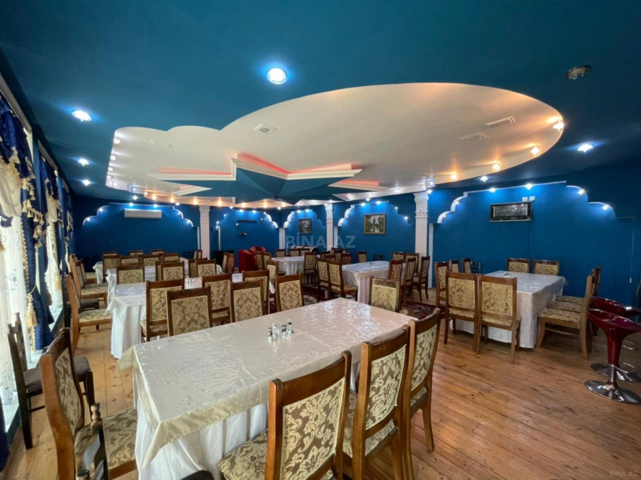 Satılır obyekt 1100 m²