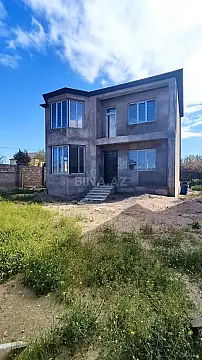 Satılır 5 otaqlı həyət evi 160 m² — Bakı, Novxanı 5 otaq 160.00 m²