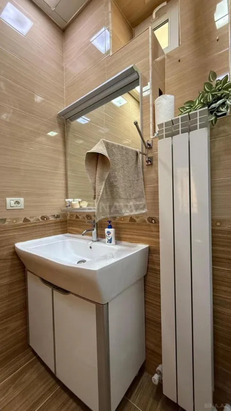 Kirayə verilir 4 otaqlı mənzil 98 m²