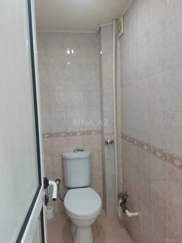 Satılır 4 otaqlı mənzil 180 m²