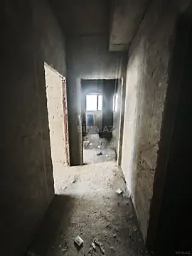 Satılır 4 otaqlı mənzil 134 m²