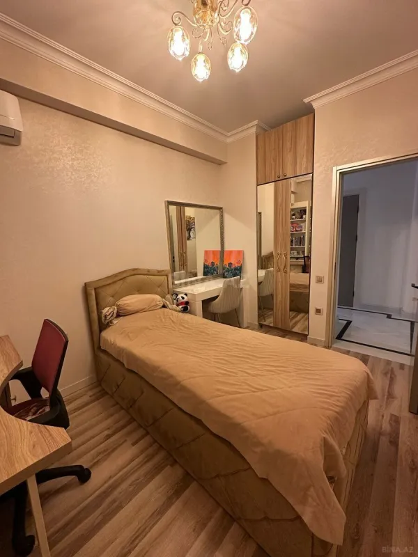 Satılır 3 otaqlı mənzil 100 m²