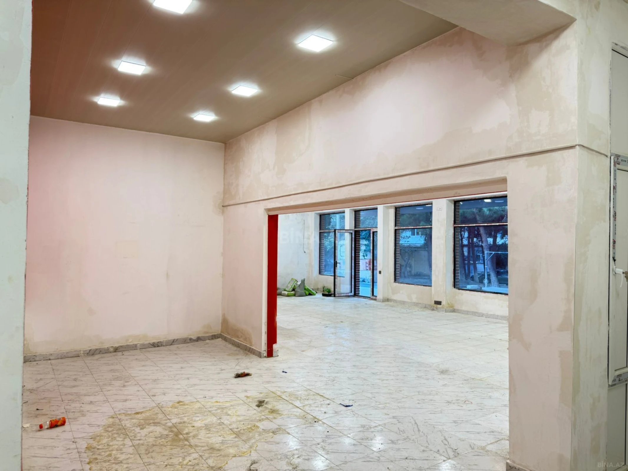 Kirayə verilir obyekt 150 m²