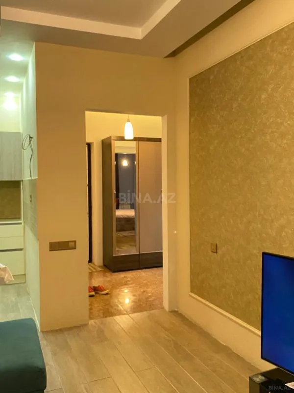 Kirayə verilir 2 otaqlı mənzil 60 m²
