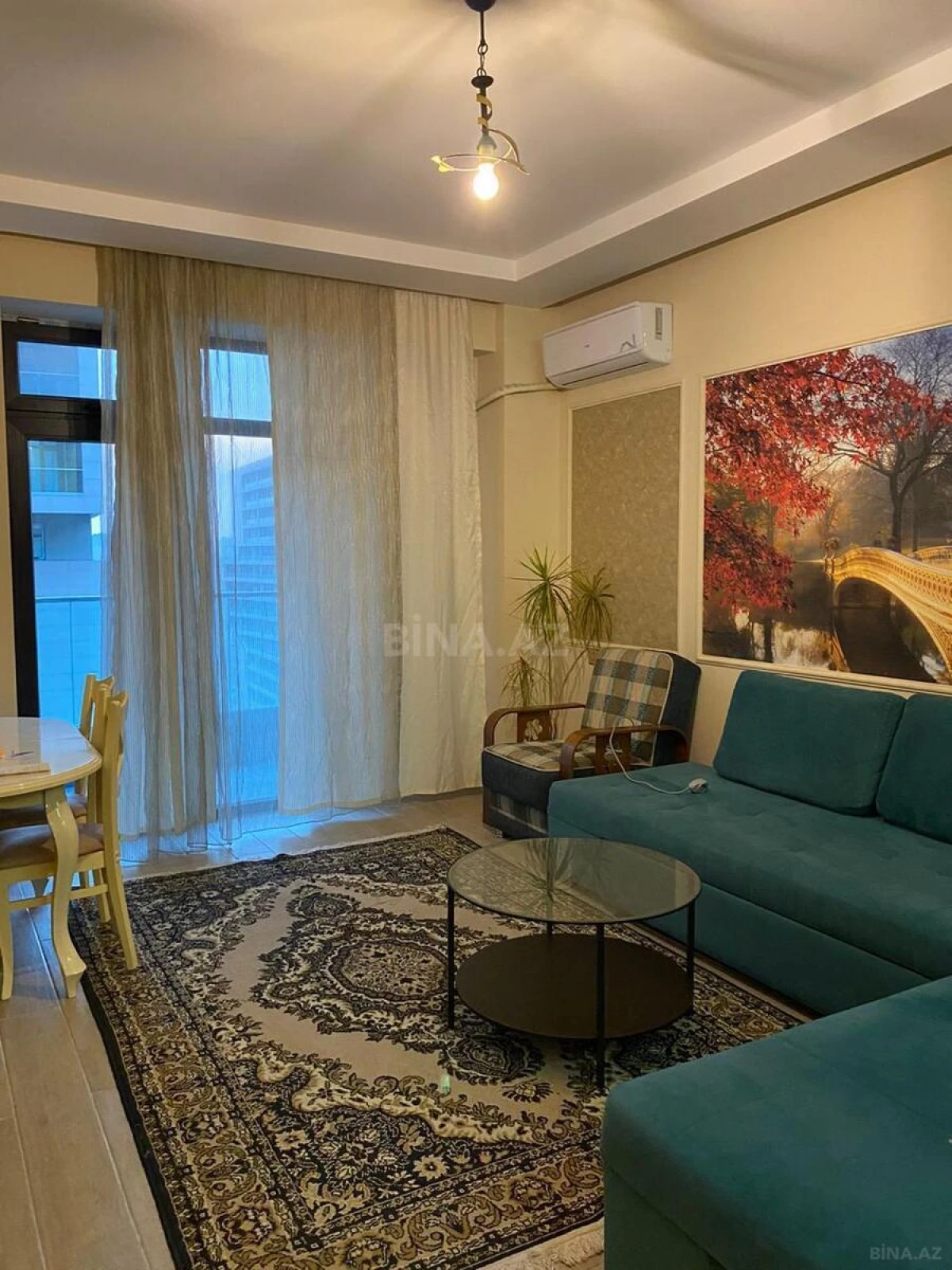 Kirayə verilir 2 otaqlı mənzil 60 m²