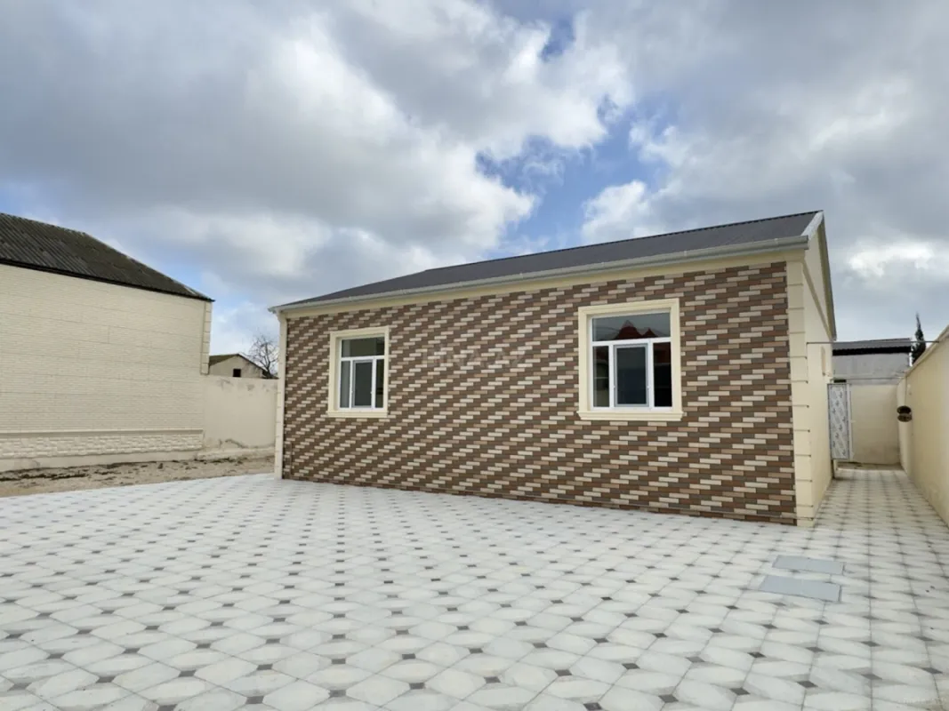 Satılır 4 otaqlı həyət evi 110 m²
