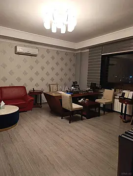 Kirayə verilir 5 otaqlı ofis 350 m²