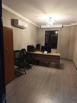 Kirayə verilir 5 otaqlı ofis 350 m²