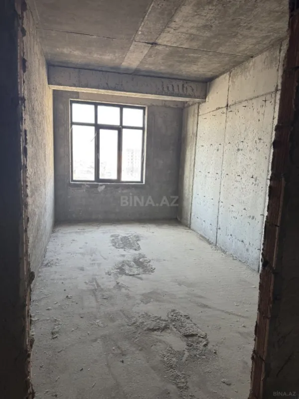 Satılır 3 otaqlı mənzil 118.7 m²