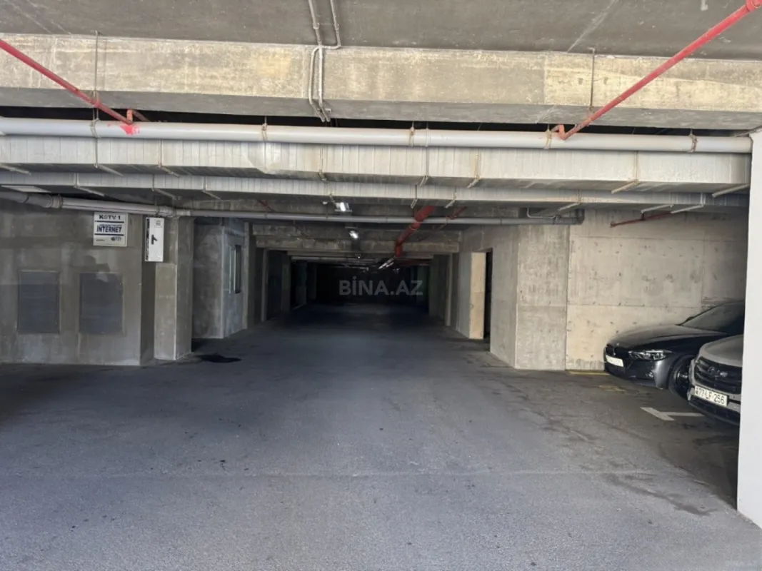 Satılır 3 otaqlı mənzil 118.7 m²