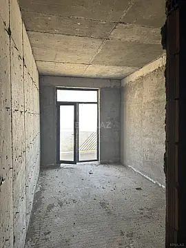 Satılır 3 otaqlı mənzil 118.7 m²
