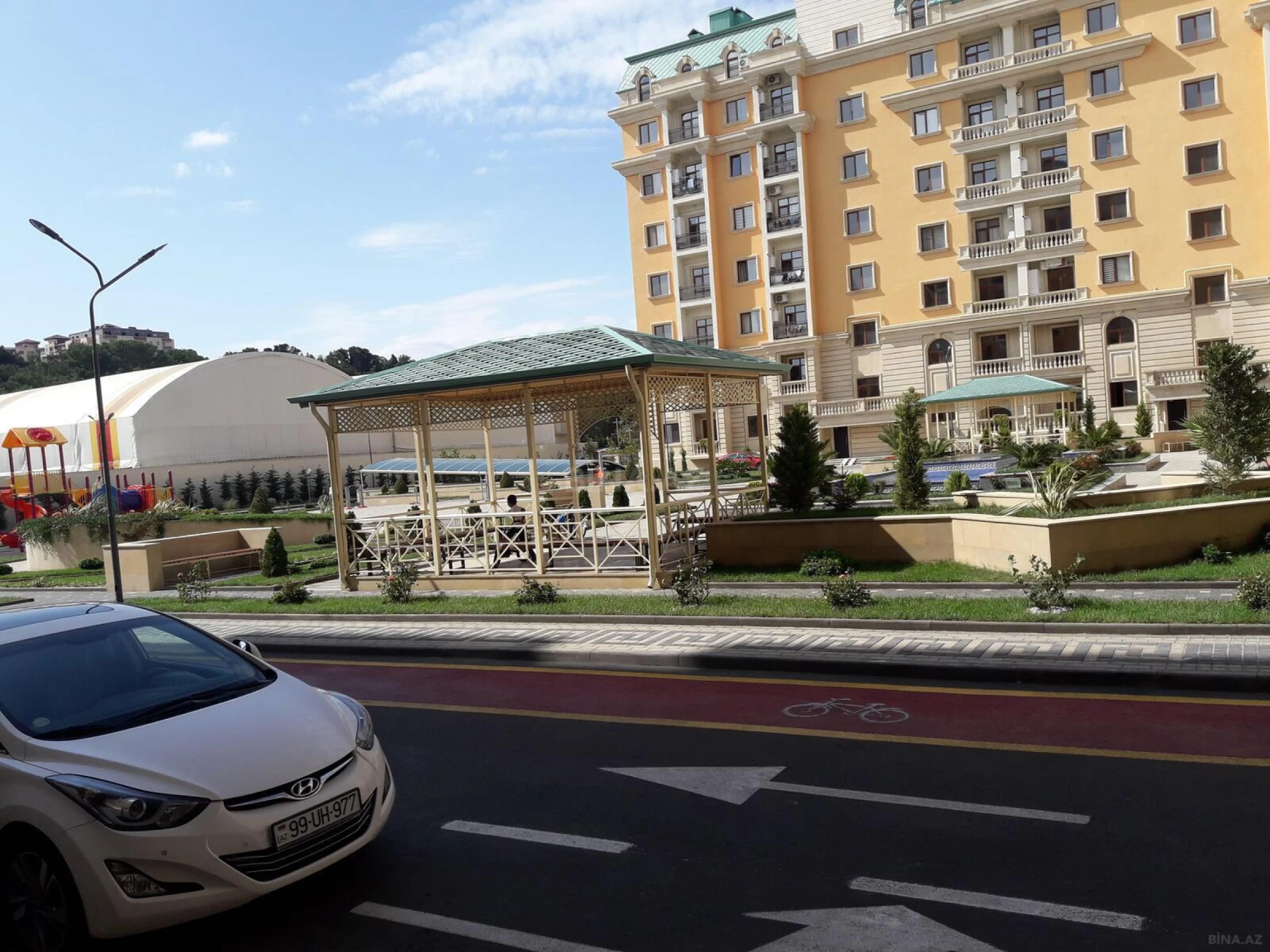 Kirayə verilir 2 otaqlı mənzil 45 m²