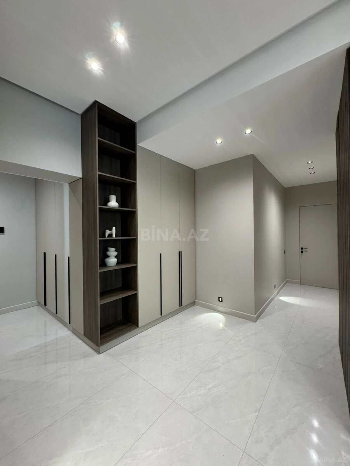 Satılır 3 otaqlı mənzil 100 m²
