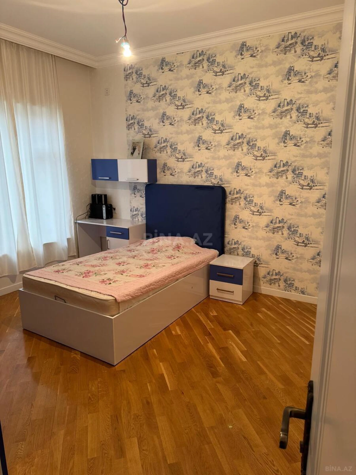 Satılır 7 otaqlı həyət evi 350 m²
