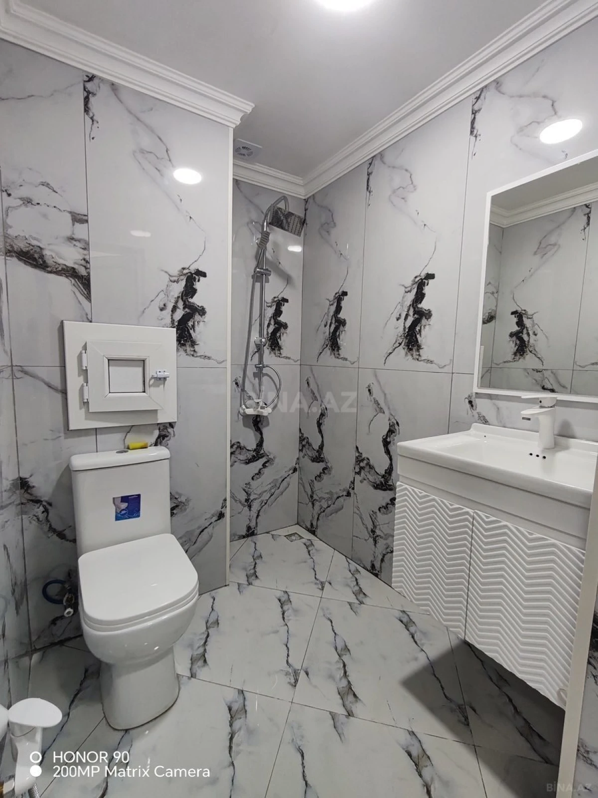 Satılır 2 otaqlı mənzil 52 m²