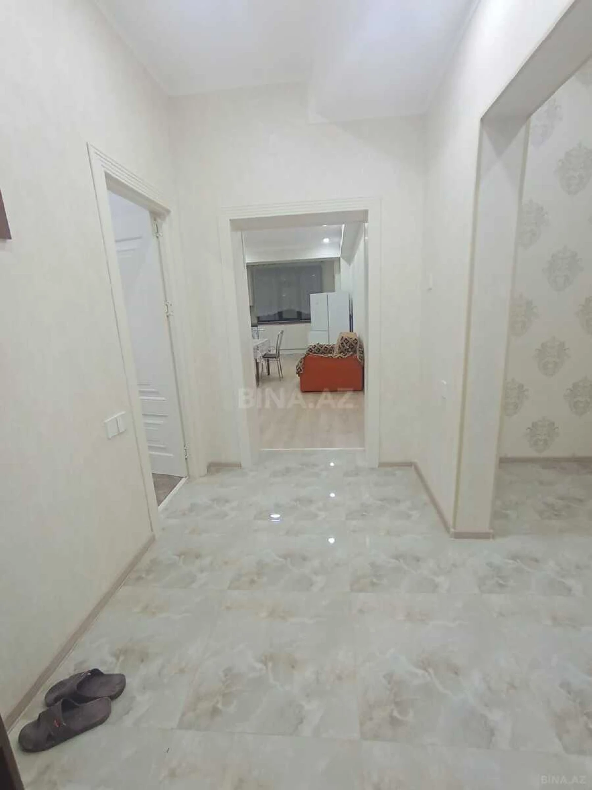 Kirayə verilir 3 otaqlı mənzil 105 m²
