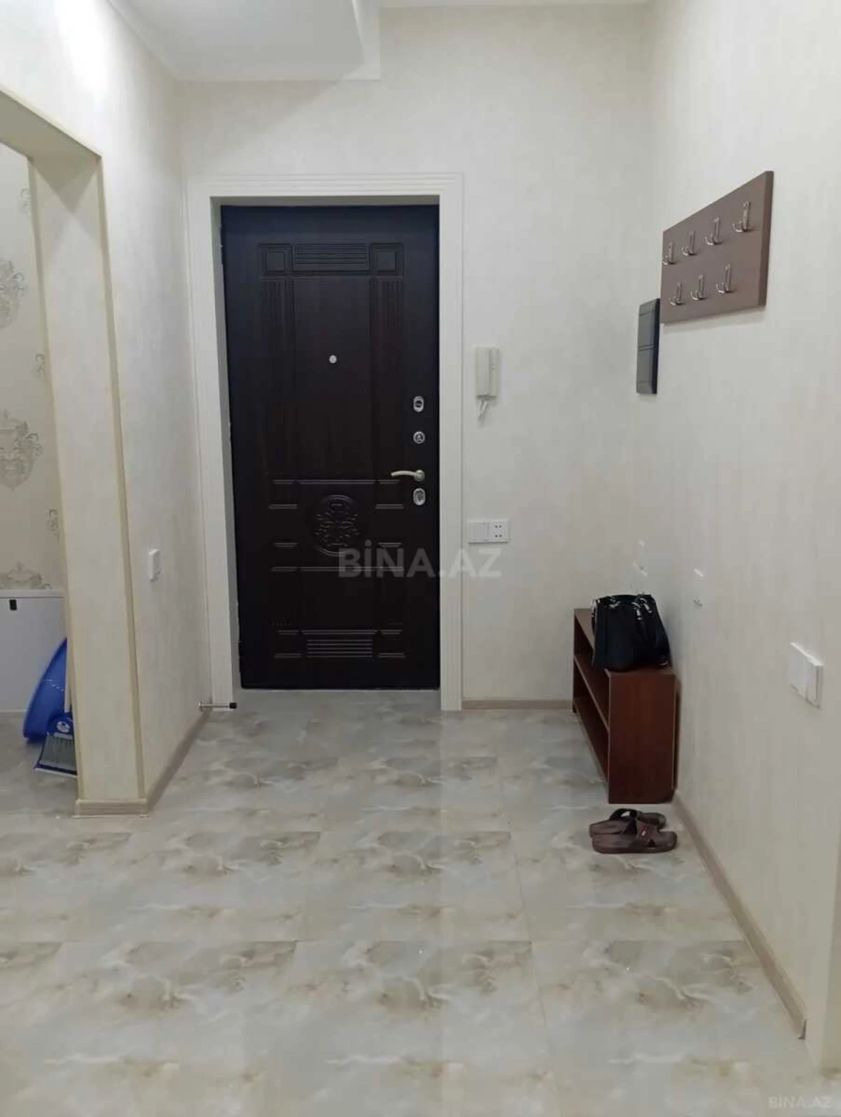 Kirayə verilir 3 otaqlı mənzil 105 m²
