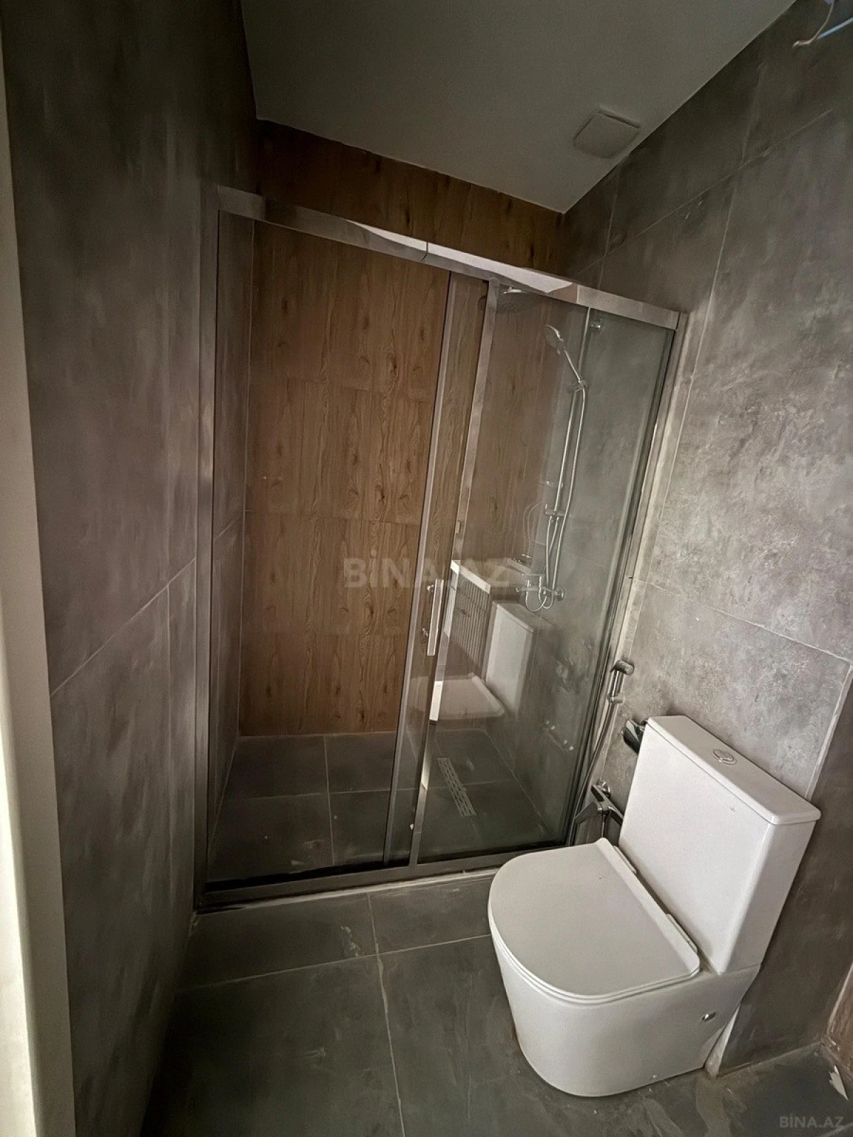 Satılır 2 otaqlı mənzil 89 m²