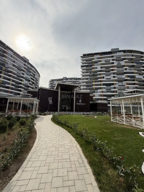 Satılır 2 otaqlı mənzil 89 m²