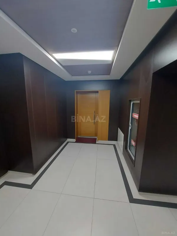 Kirayə verilir 2 otaqlı mənzil 105 m²