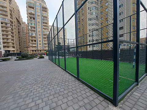 Kirayə verilir 2 otaqlı mənzil 105 m²