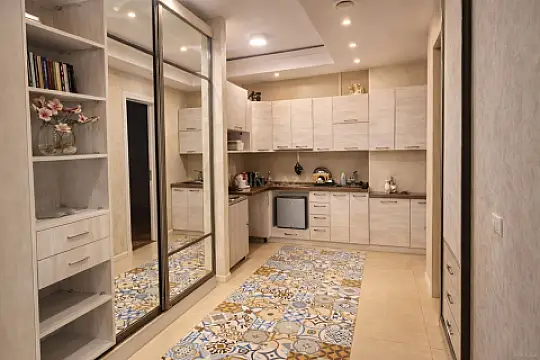Satılır 2 otaqlı mənzil 70 m²