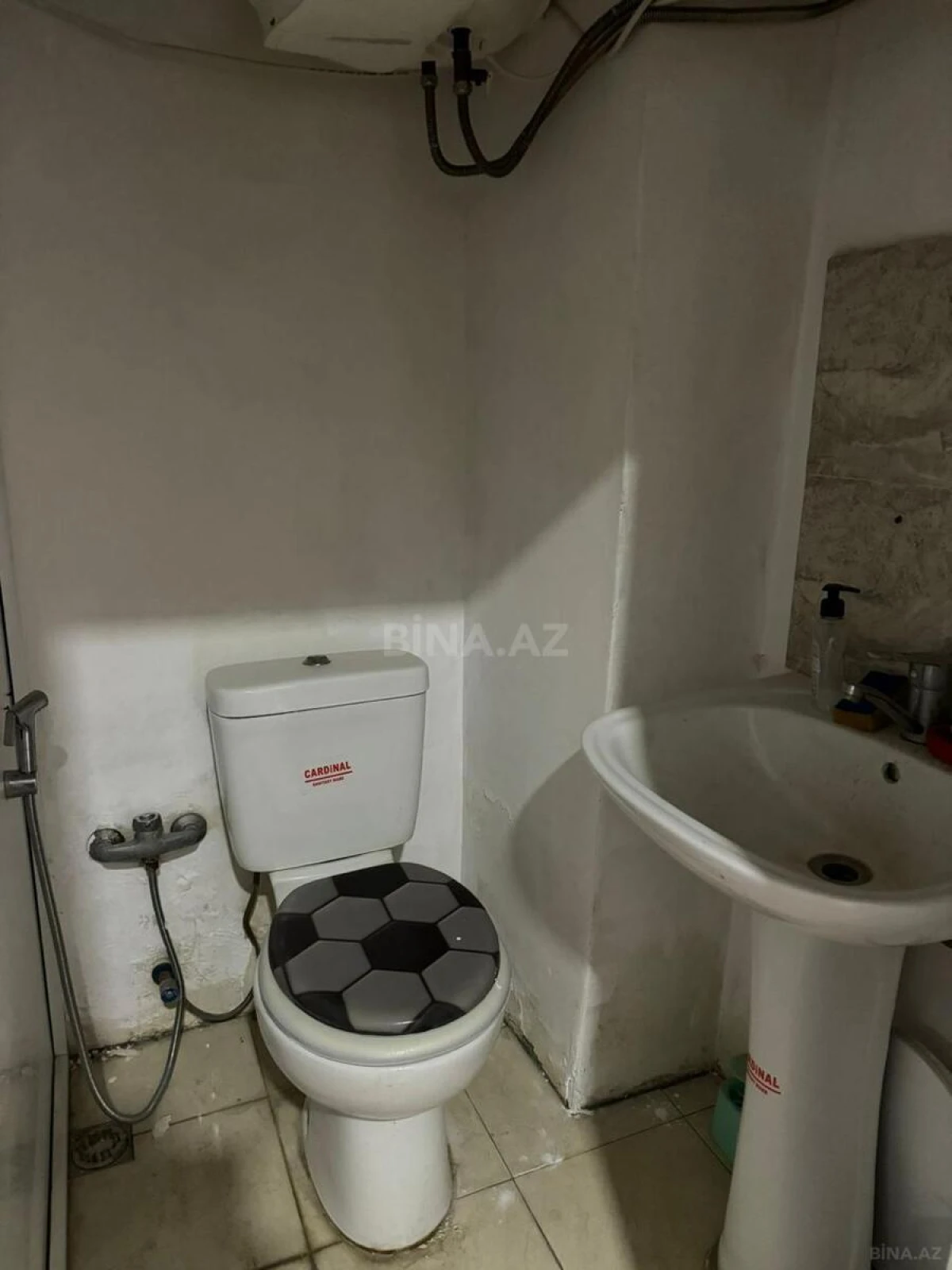 Kirayə verilir obyekt 61 m²