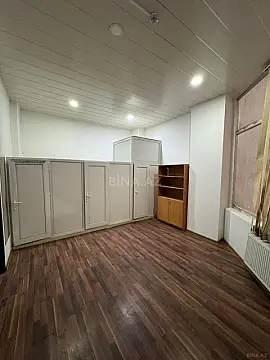 Kirayə verilir obyekt 61 m²