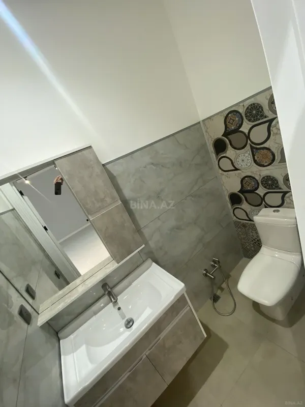 Kirayə verilir 4 otaqlı ofis 90 m²