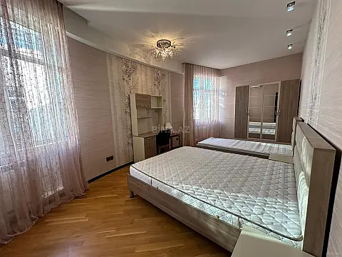 Kirayə verilir 3 otaqlı mənzil 120 m²