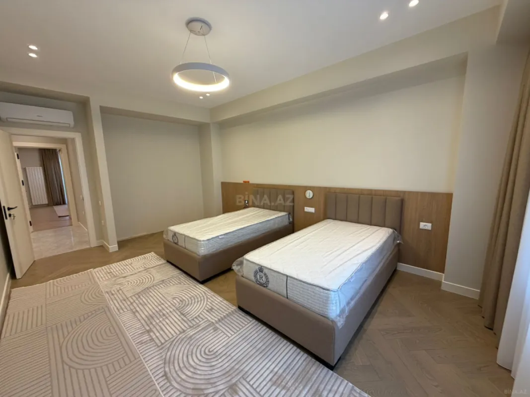 Kirayə verilir 5 otaqlı mənzil 220 m²