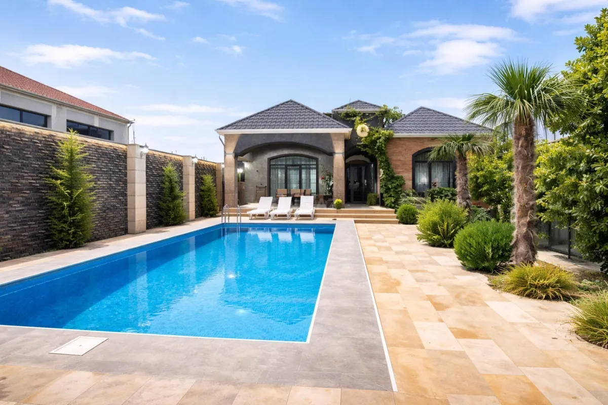 Satılır 5 otaqlı həyət evi 200 m²