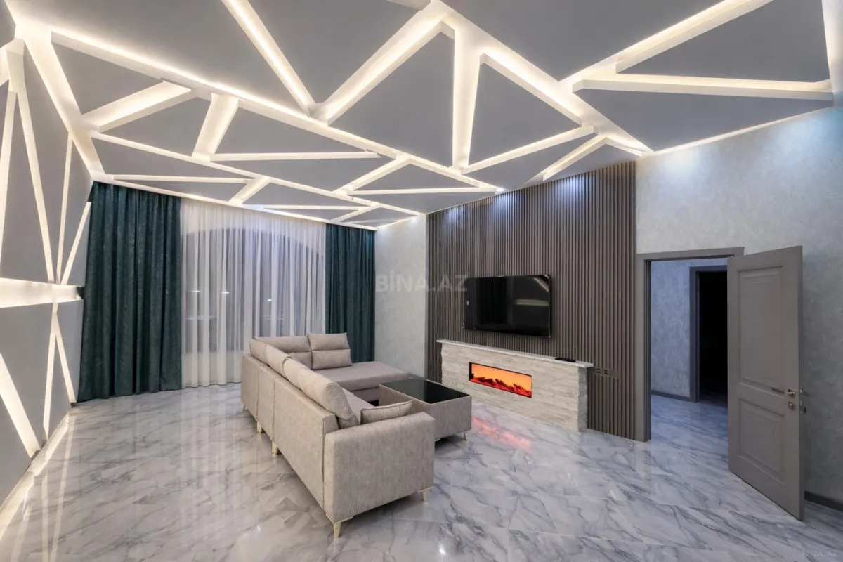 Satılır 5 otaqlı həyət evi 200 m²