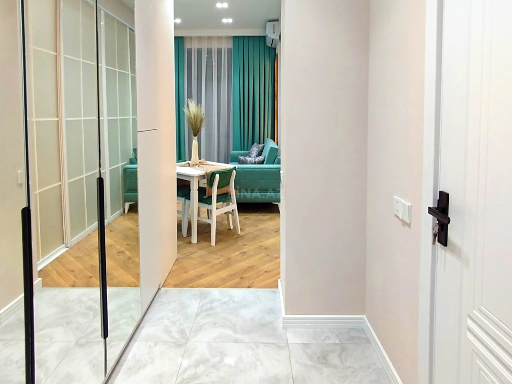 Satılır 2 otaqlı mənzil 36 m²