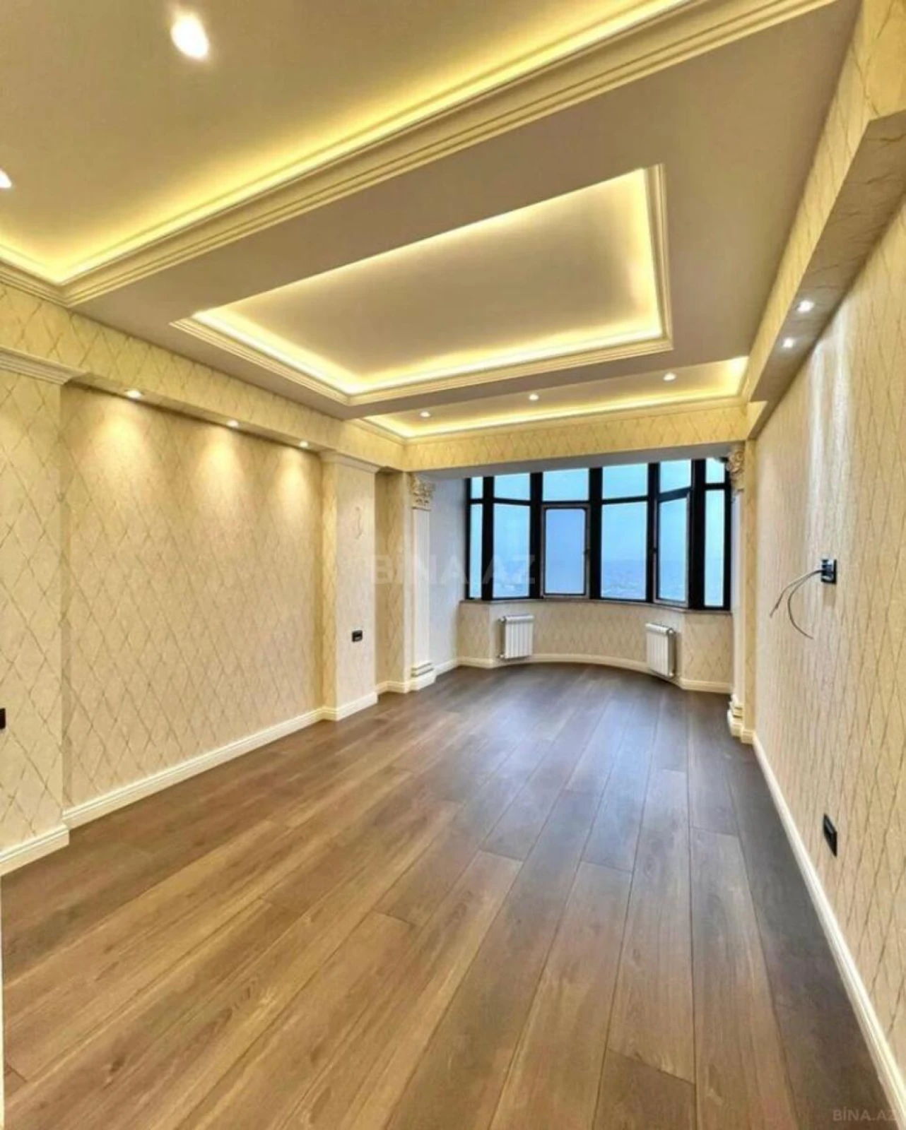 Satılır 2 otaqlı mənzil 113 m²