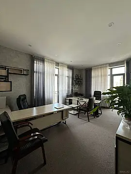 Satılır 4 otaqlı ofis 171 m² — Bakı 4 otaq 171.00 m²