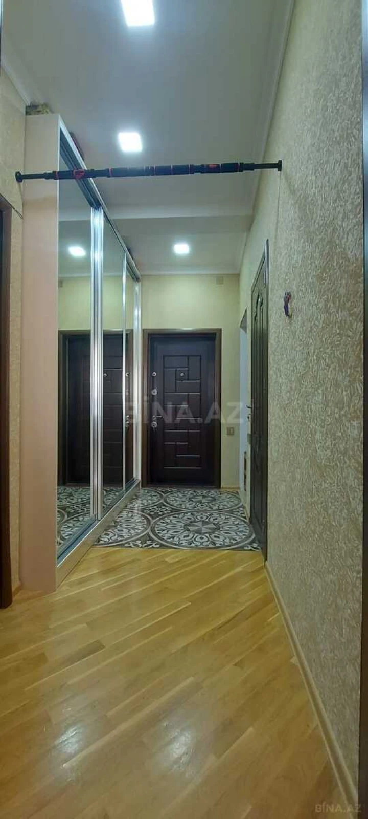 Satılır 2 otaqlı mənzil 60 m²