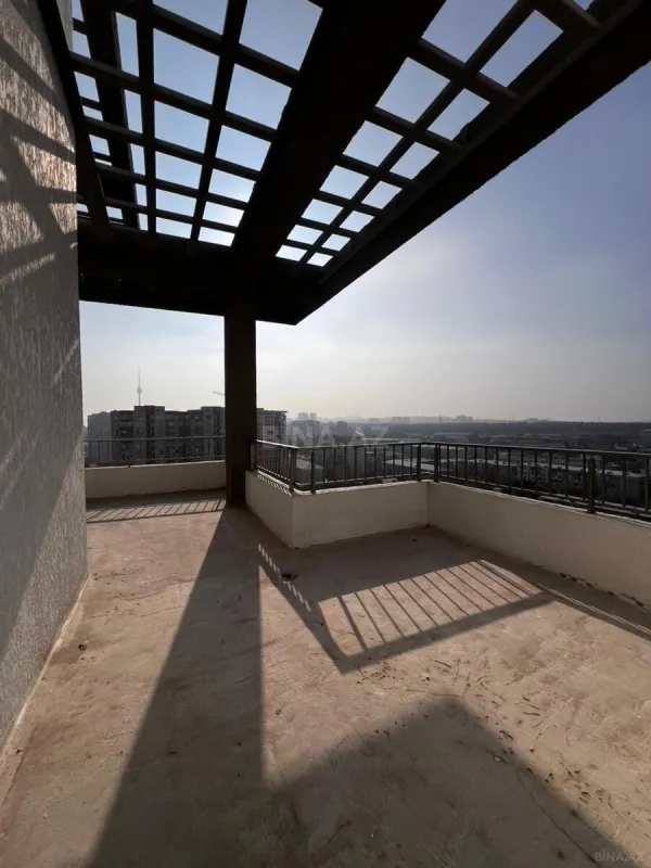 Satılır 5 otaqlı mənzil 280 m²