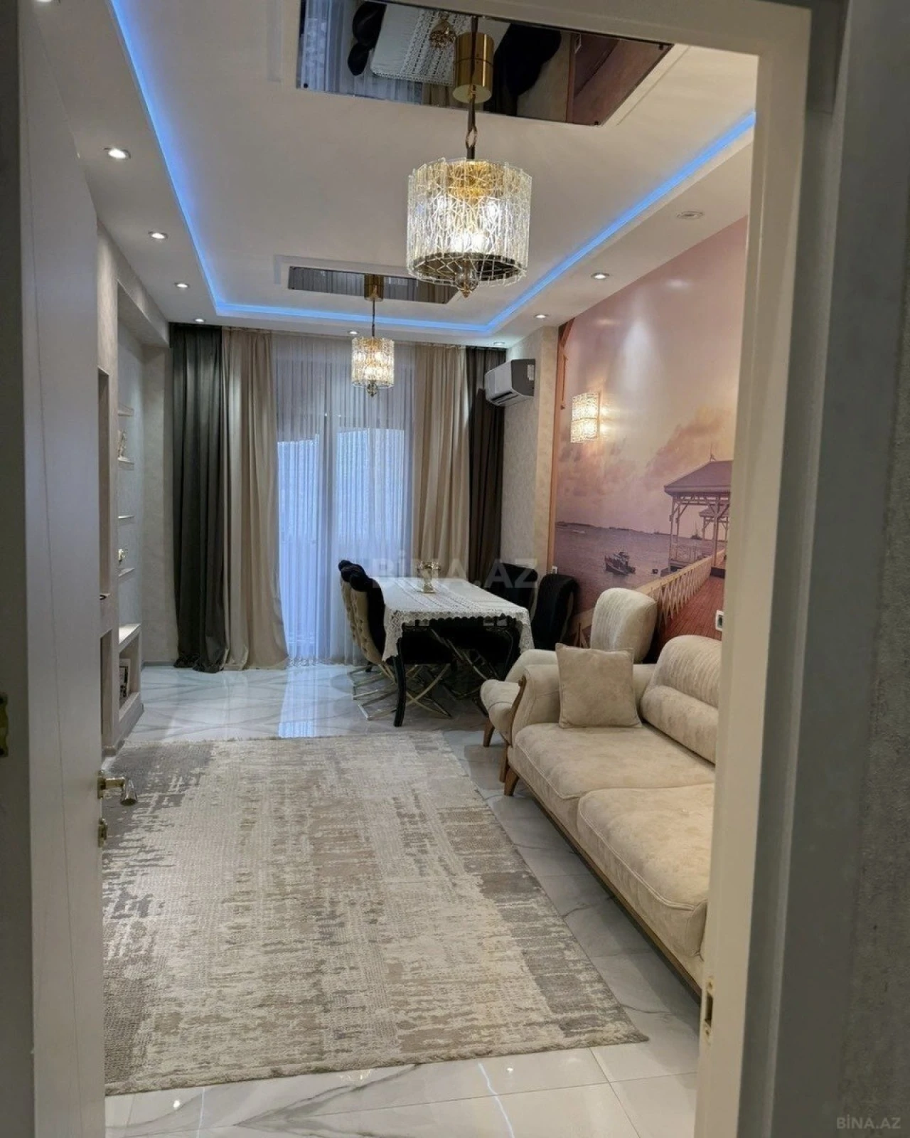 Satılır 3 otaqlı mənzil 126.5 m²