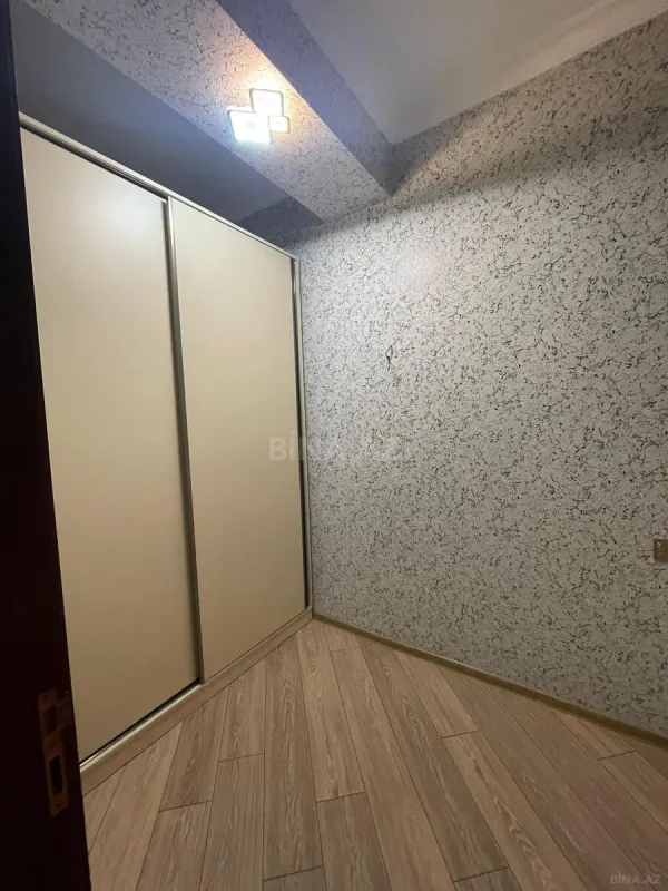 Kirayə verilir 2 otaqlı mənzil 88 m²