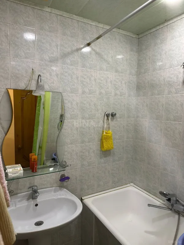 Satılır 2 otaqlı mənzil 68 m²