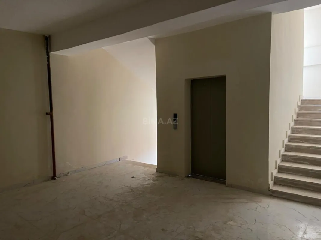 Satılır 2 otaqlı mənzil 70 m²