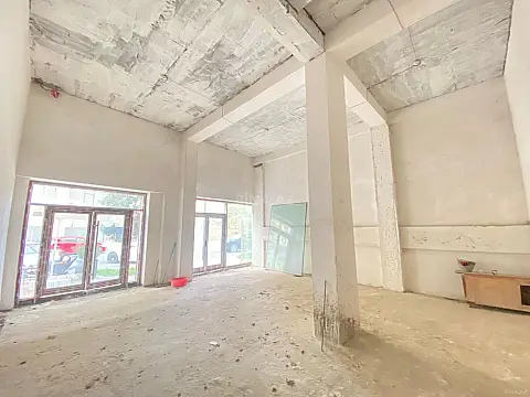 Kirayə verilir obyekt 110 m²