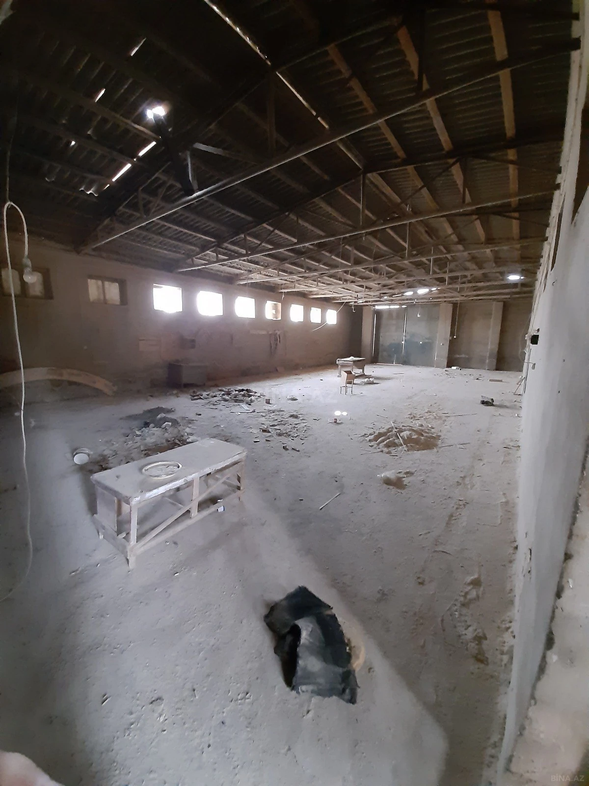 Kirayə verilir obyekt 300 m²